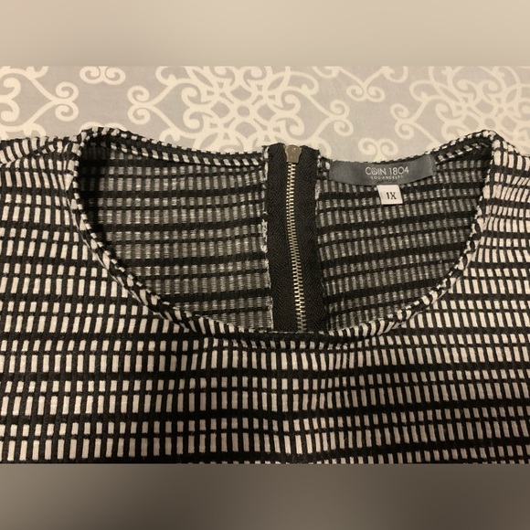 Dressy t-shirt - Picture 3 of 11